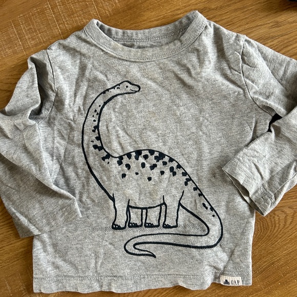 Bundle size 12-18 months fall tops - Picture 10 of 13